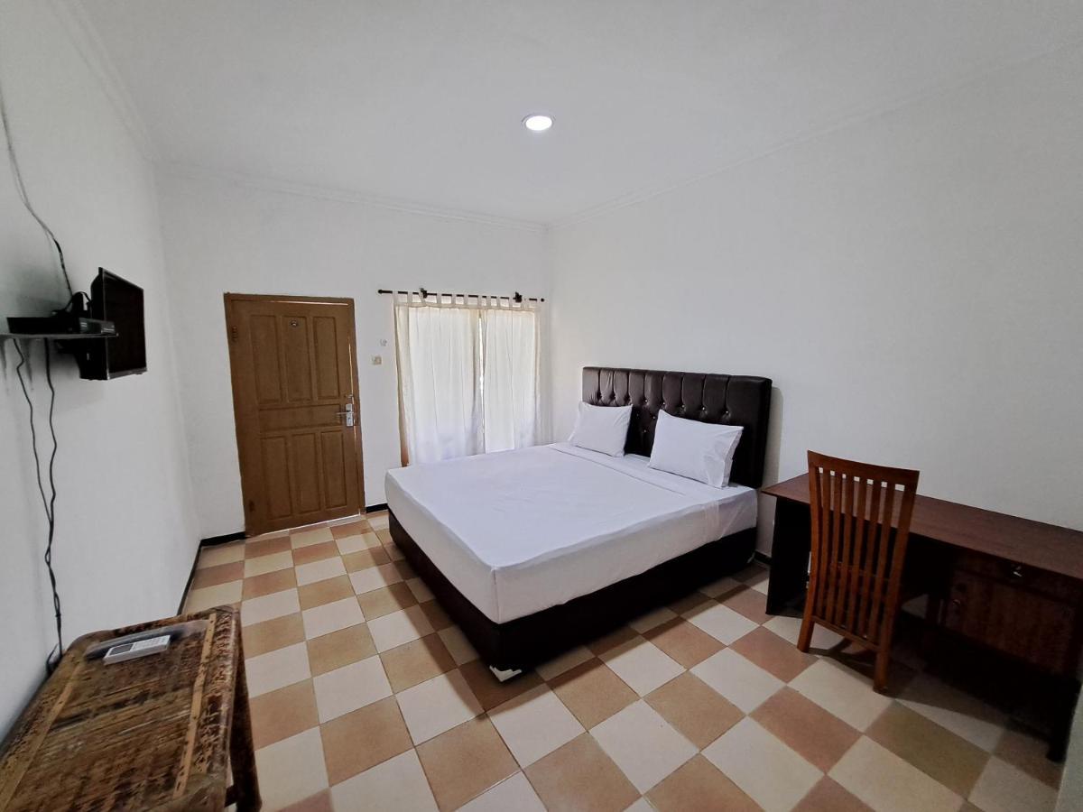 Surfers Beachfront Lombok Hotel Kuta  Екстериор снимка