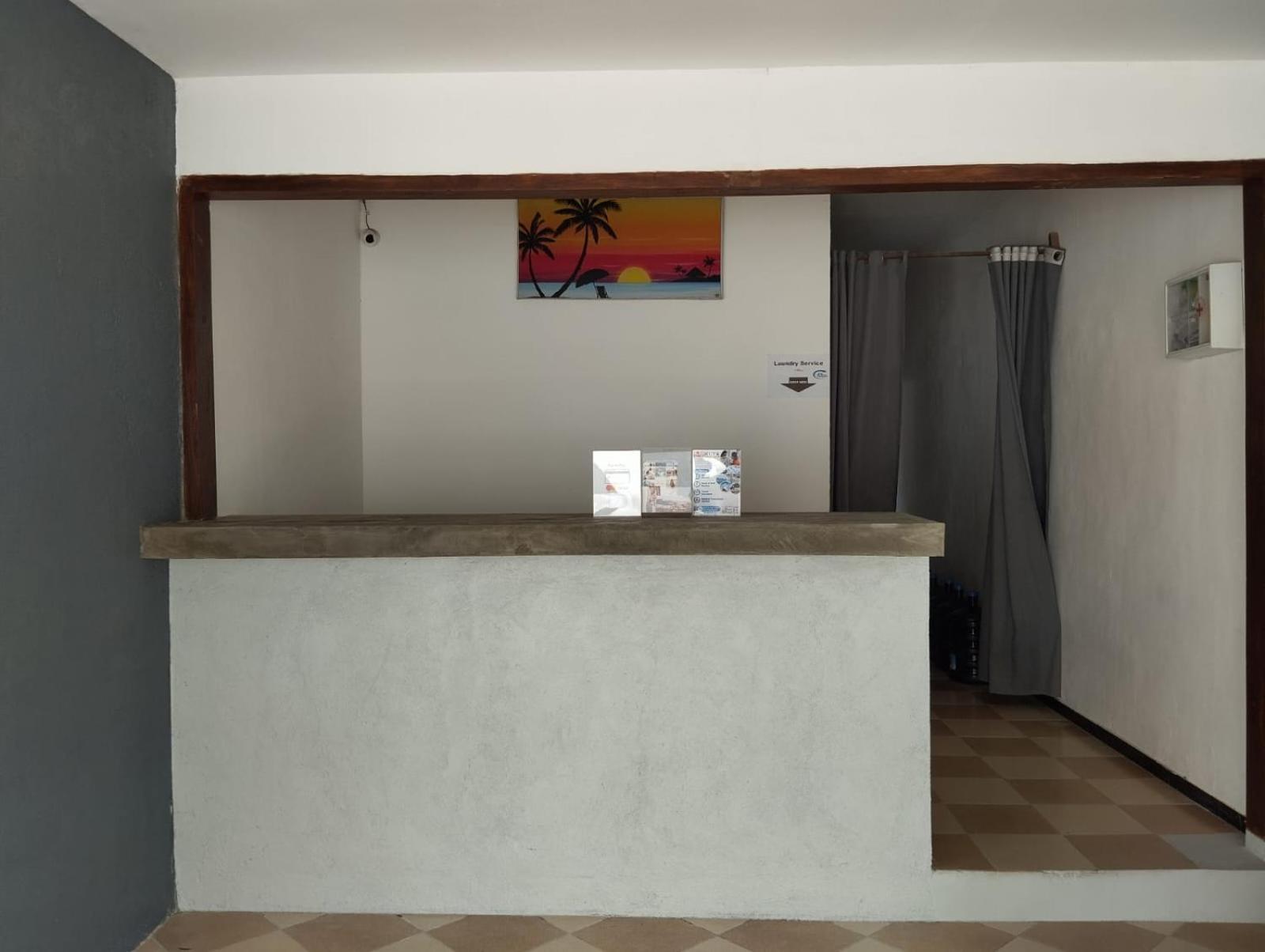 Surfers Beachfront Lombok Hotel Kuta  Екстериор снимка